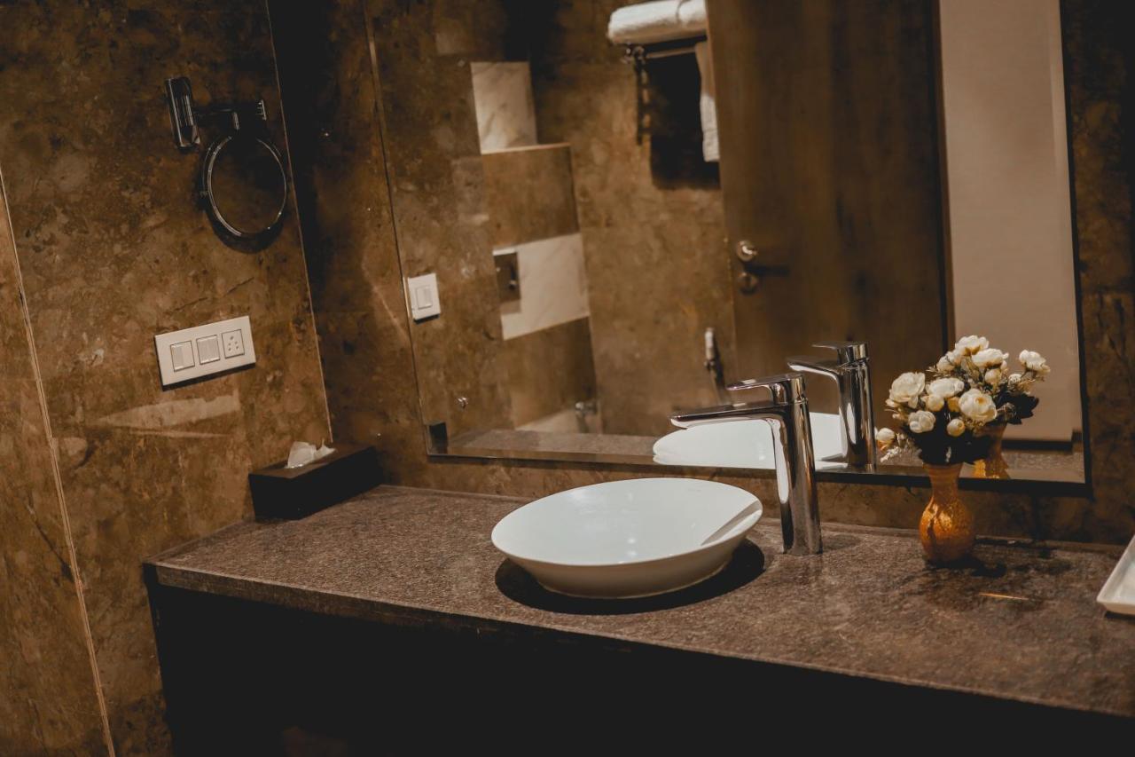 The Orlov Hotel Pānīpat Esterno foto